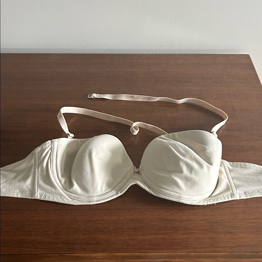 Victoria's Secret Ivory Convertible Bra